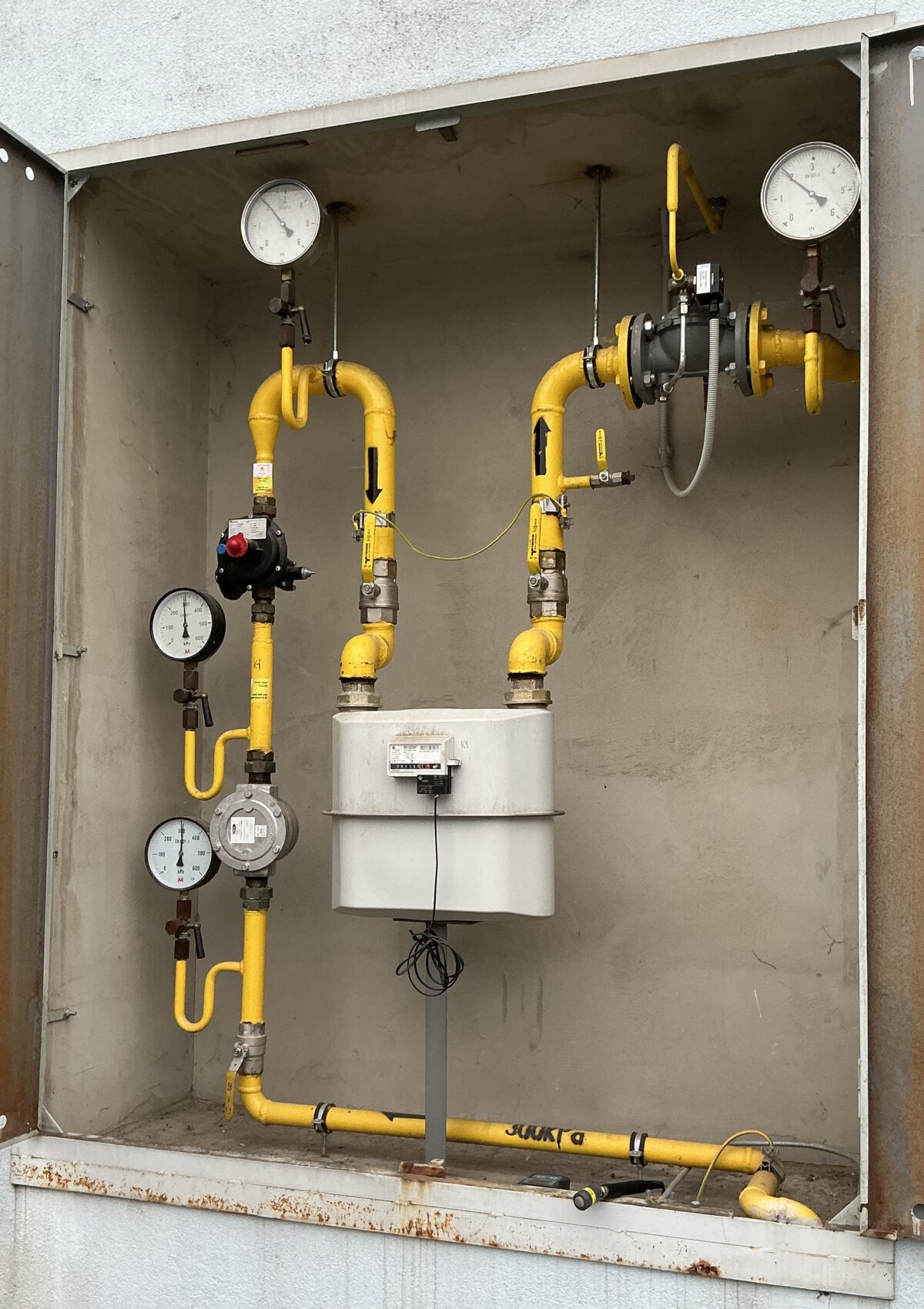 regulator tlaku plynu